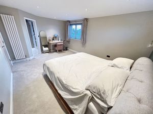 Bedroom- click for photo gallery